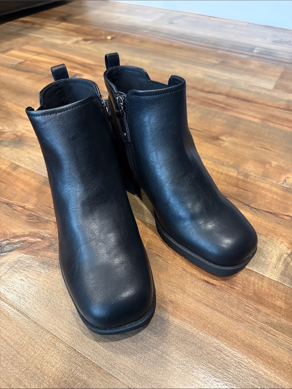 Dr. Scholl's Black Leather Ankle Booties with Side Zip